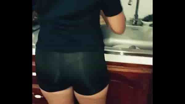 تسريب فيديو سكس خليجي محارم اخ سعودي يزغب اخته في المطبخ متعها