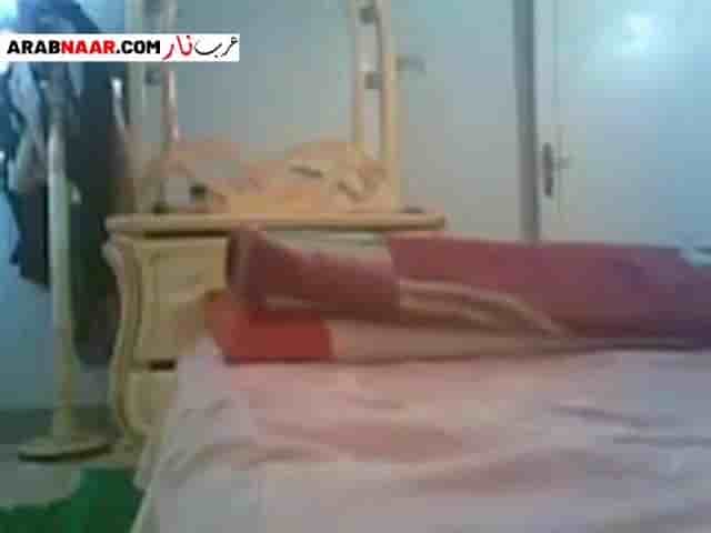 شيخ خليجي يركب مصرية هايجة مش قادرة تاخد نفسها من كتير النيك
